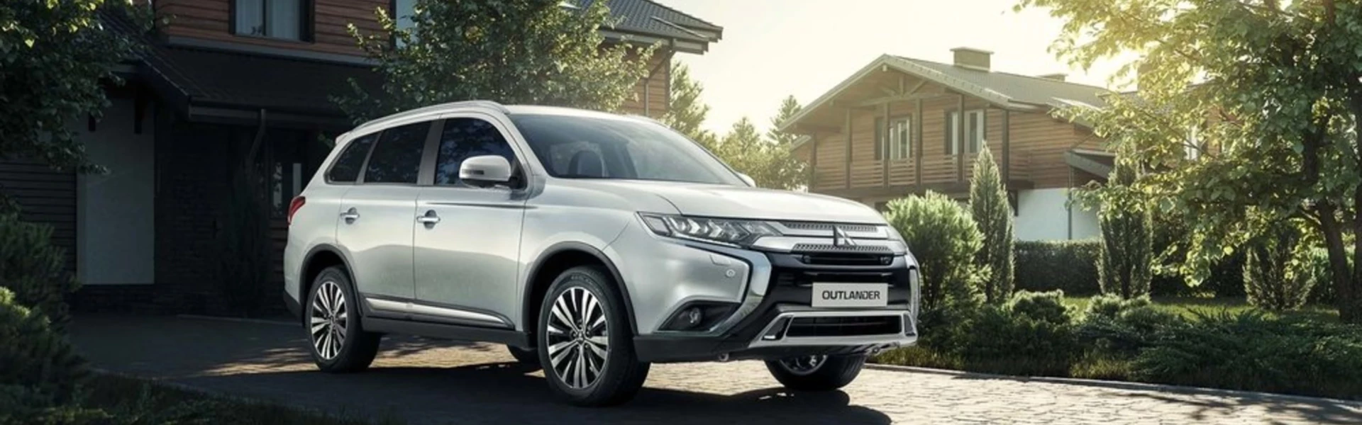 Купить новый Mitsubishi OUTLANDER – 7 мест Смоленске